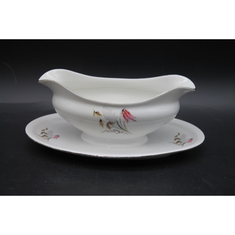 Royal Duchess Bavaria Germany Fine China Gravy Boat Underplate Pink Floral